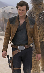 In foto Alden Ehrenreich (35 anni) Dall'articolo: Star Wars Story: 'Solo' una dichiarazione d'amore alla saga di Lucas.