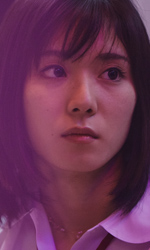 In foto Mayu Matsuoka (29 anni) Dall'articolo: Ottimo esordio per Un affare di famiglia: seconda media copia al box office.