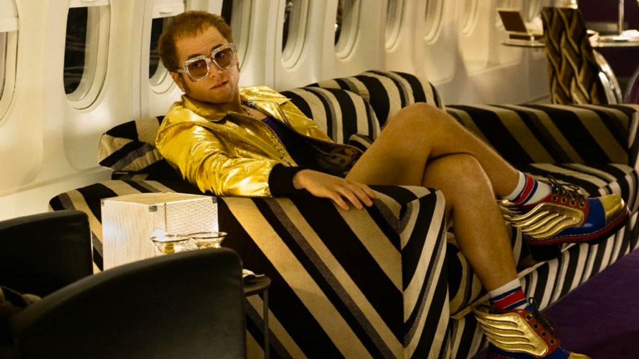 In foto Taron Egerton (35 anni) Dall'articolo: Rocketman, la prima immagine del biopic su Elton Jhon.