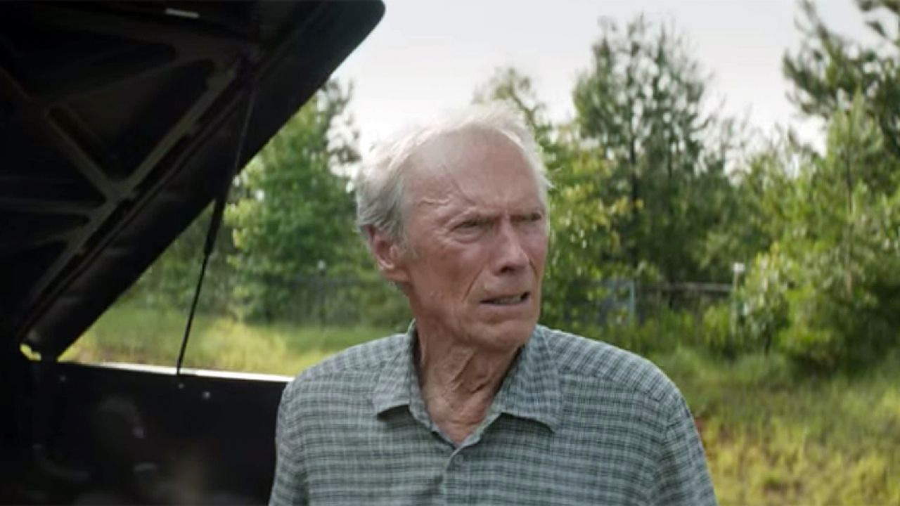 In foto Clint Eastwood (94 anni) Dall'articolo: The Mule, il trailer originale del film [HD].