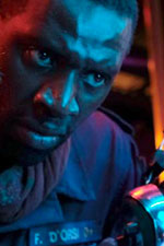 In foto Omar Sy (46 anni) Dall'articolo: Wolf Call - Minaccia in Alto Mare, da gioved 27 giugno al cinema.