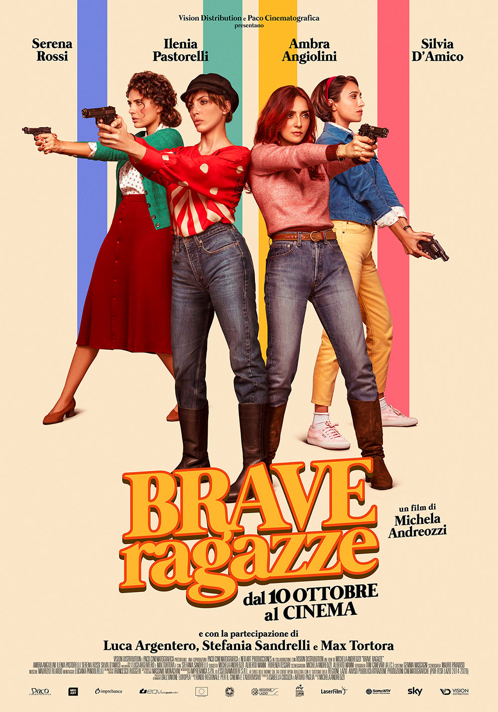 In foto Ilenia Pastorelli (39 anni) Dall'articolo: Brave Ragazze, il poster ufficiale del film.