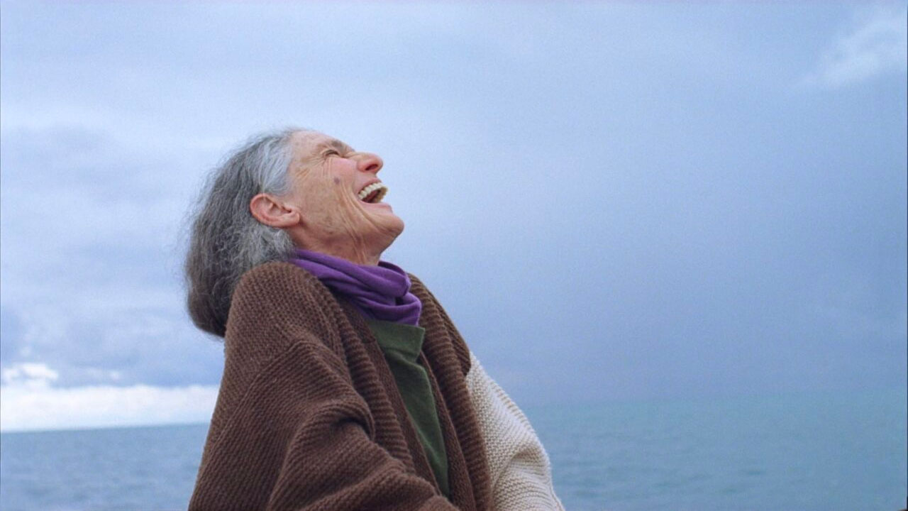 In foto Benedetta Barzini (81 anni) Dall'articolo: La Scomparsa di mia Madre, il trailer ufficiale del film [HD].