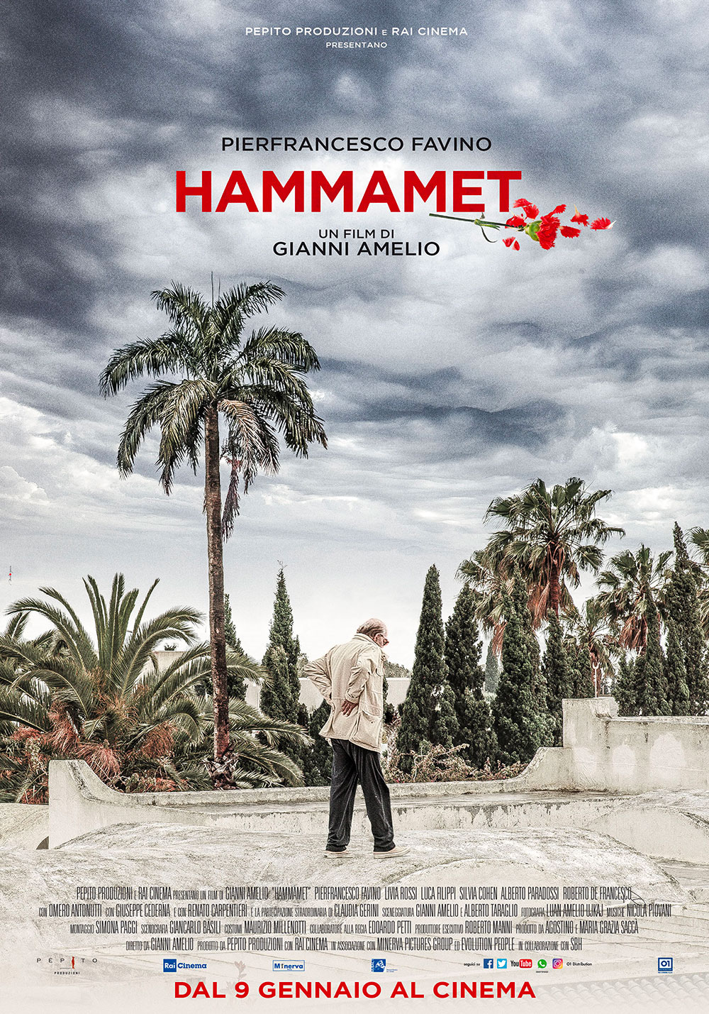 In foto Pierfrancesco Favino (55 anni) Dall'articolo: Hammamet, il poster ufficiale del film.