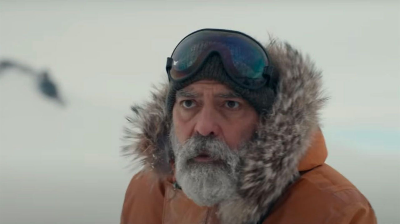 In foto George Clooney (63 anni) Dall'articolo: The Midnight Sky, il trailer ufficiale del film [HD].