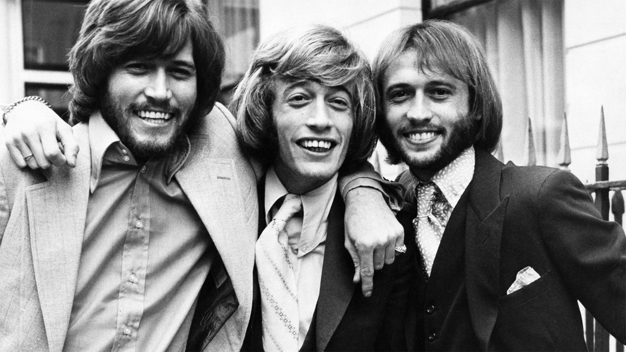 Dall'articolo: The Bee Gees, storia di una band che ha cambiato il mondo all'insegna della semplicit e del divertimento.
