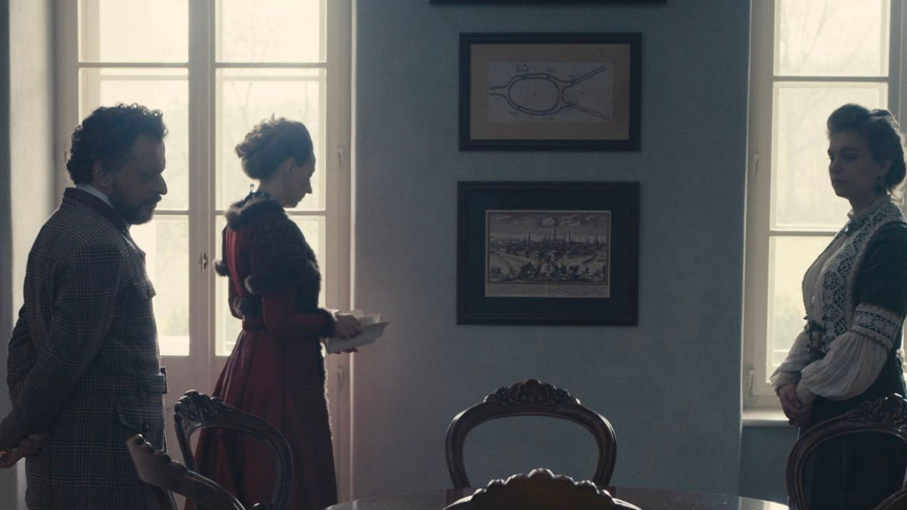 Dall'articolo: Malmkrog, un film coraggioso che si affida alla parola ed alla filosofia.