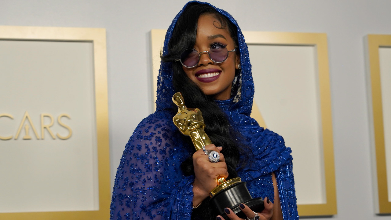  Dall'articolo: Judas and the Black Messiah vince l'Oscar 2021 per la Miglior canzone originale con Fight for You.