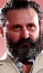 In foto Quentin Dupieux (53 anni) Dall'articolo: Quentin Dupieux, da Mr. Oizo al cinema grottesco.