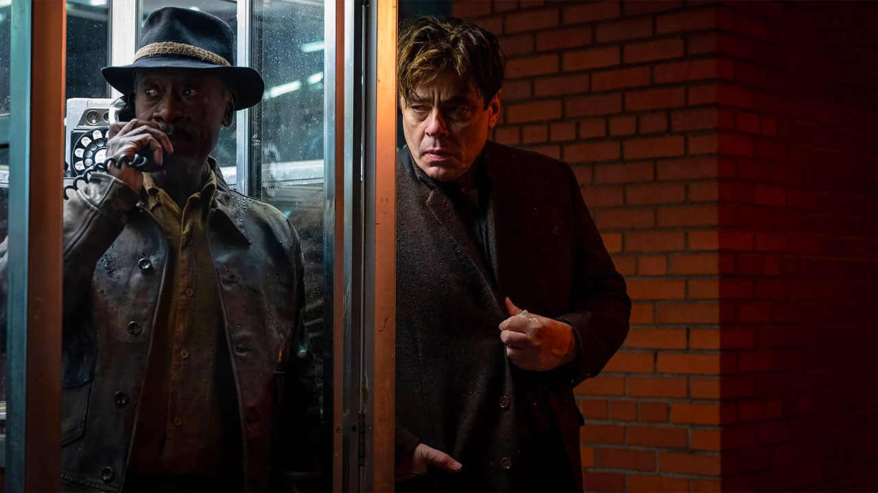In foto Benicio Del Toro (57 anni) Dall'articolo: No Sudden Move, il trailer ufficiale del film [HD].