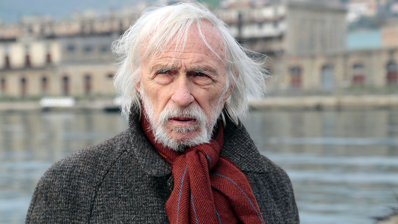 In foto Pierre Richard (90 anni) Dall'articolo: Il ritorno di Pierre Richard, 'grande biondo' del cinema francese.