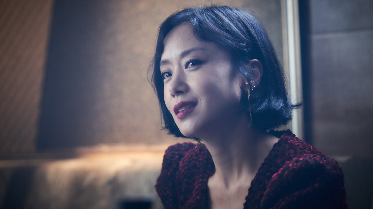 In foto Jeon Do-yeon (51 anni) Dall'articolo: Nido di vipere, il trailer italiano dell'irriverente film di Kim Yong-Hoon.