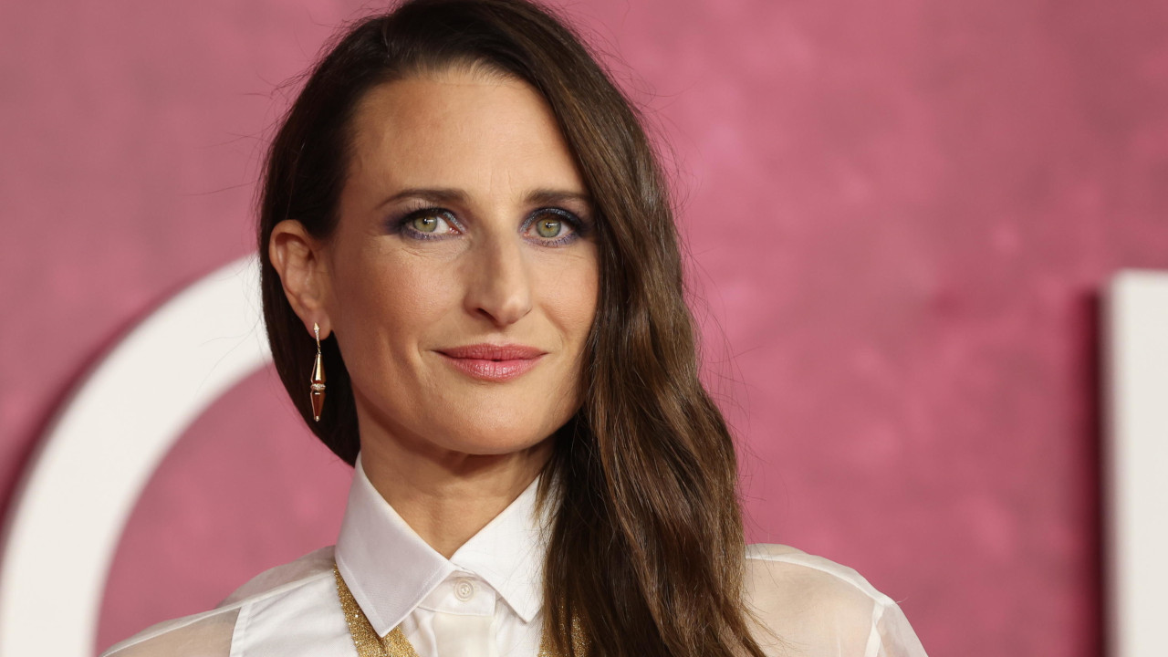 In foto Camille Cottin (46 anni) Dall'articolo: Camille Cottin, una coraggiosa madre single in Ricomincio da me.