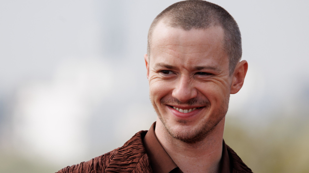 In foto Joseph Quinn (31 anni) Dall'articolo: Joseph Quinn, Stranger Brit.