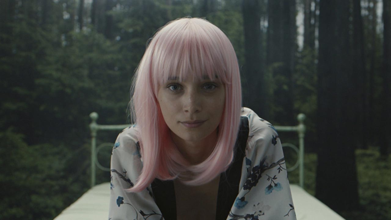  Dall'articolo: Deer Girl, il trailer ufficiale del film [HD].
