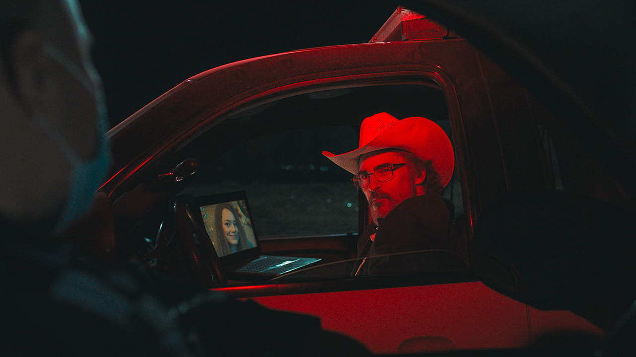 In foto Joaquin Phoenix (51 anni) Dall'articolo: Eddington, un film che racconta l'America di oggi.