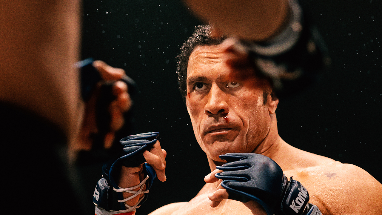 In foto Dwayne Johnson (53 anni) Dall'articolo: The Smashing Machine e la mascolinit in allenamento costante.