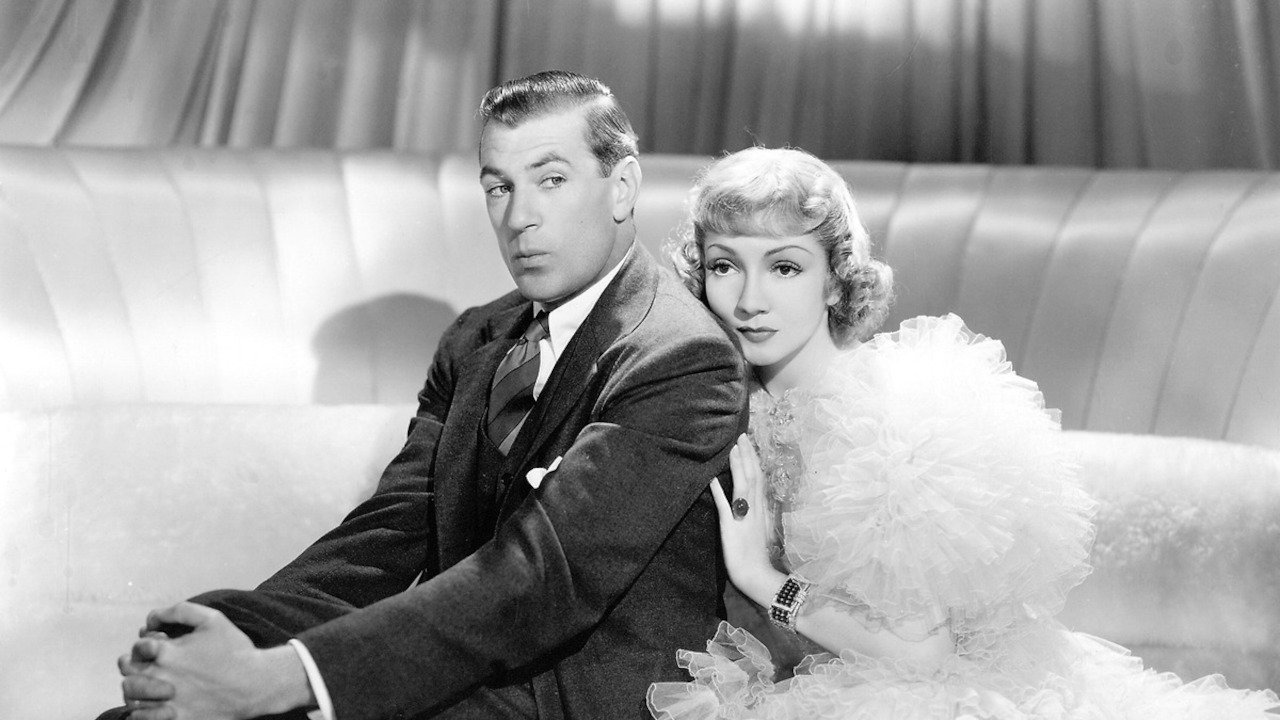  Dall'articolo: L'ottava moglie di Barbabl, un film memorabile: Lubitsch e Wilder alla scrittura. E Gary Cooper in un ruolo brillante.