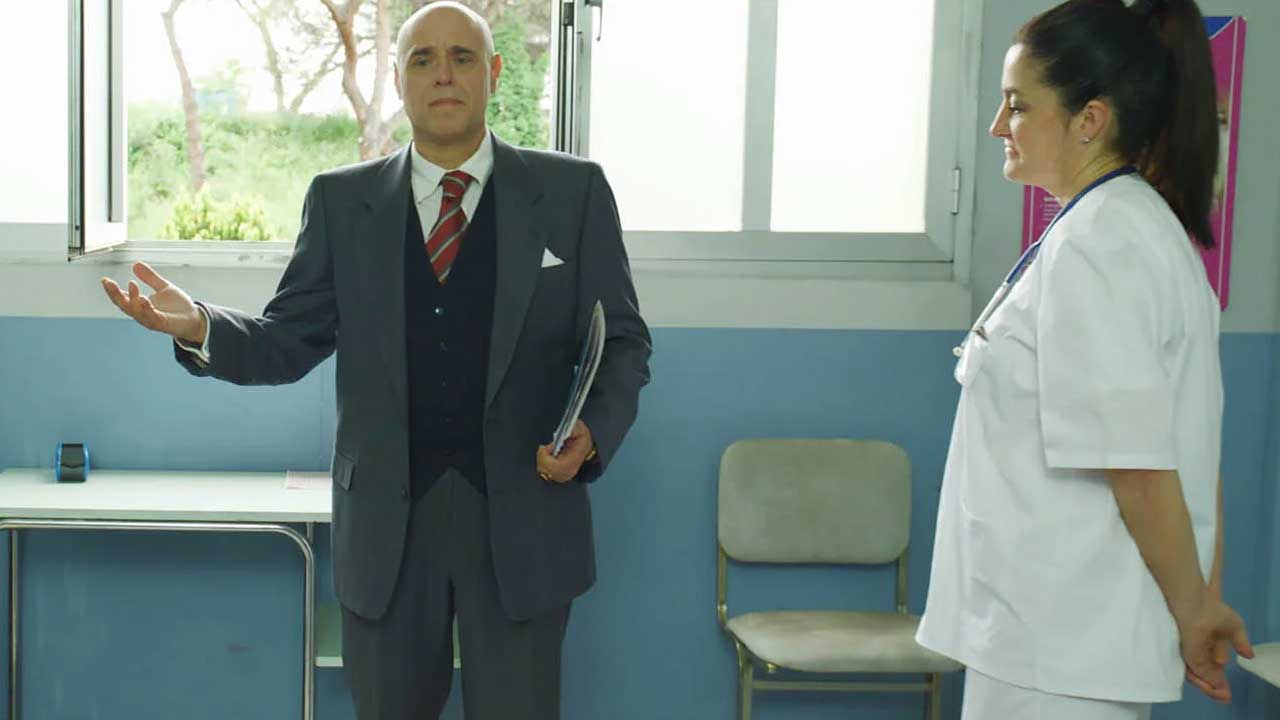  Dall'articolo: Enigma Rol, tra fiction e animazione, Anselma Dell'Olio presenta pregi e difetti di un personaggio imprevedibile.