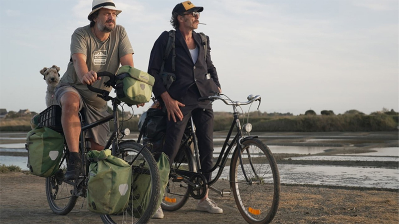 À Bicyclette!