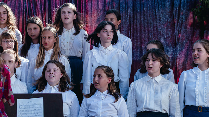 Ida Who Sang So Badly Even the Dead Rose Up and Joined Her in Song