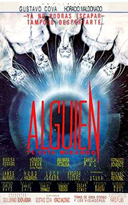 Locandina italiana Alguien te Est Mirando