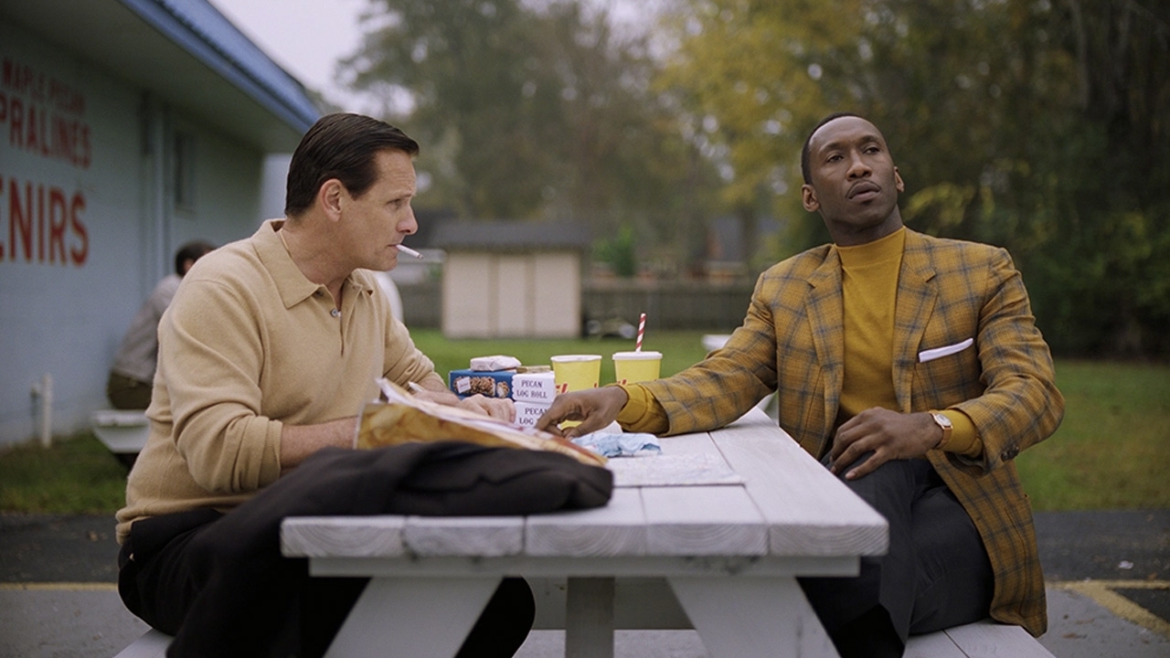 In foto Mahershala Ali (51 anni) Dall'articolo: Green Book supera ogni aspettativa: secondo posto con 700mila euro.