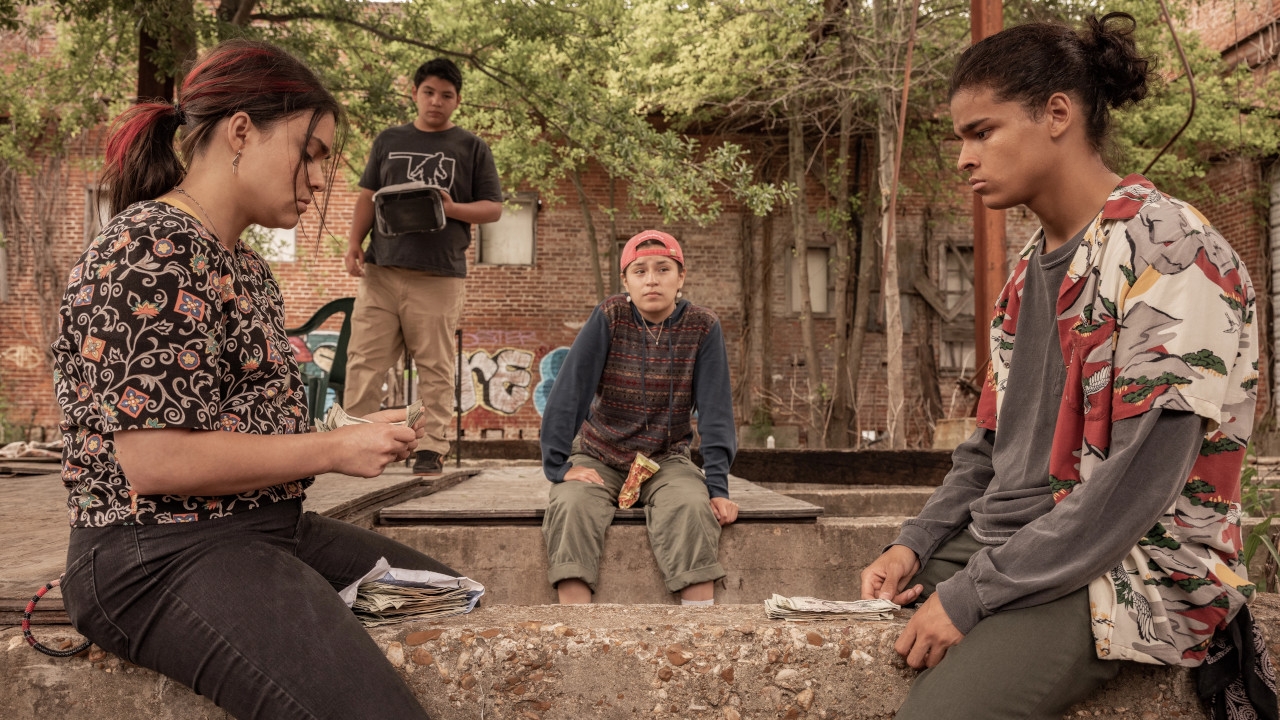 Reservation Dogs 2, una messa in scena unica, venata da realismo magico 