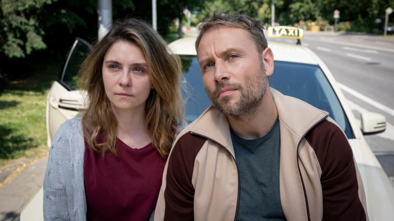 About Luis, guarda l'inizio del film di Lucia Chiarla