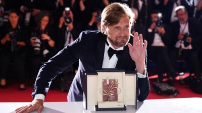 Cannes 2022, la Palma d’Oro torna nella mani di Ruben Östlund. Premiato anche Le otto montagne
